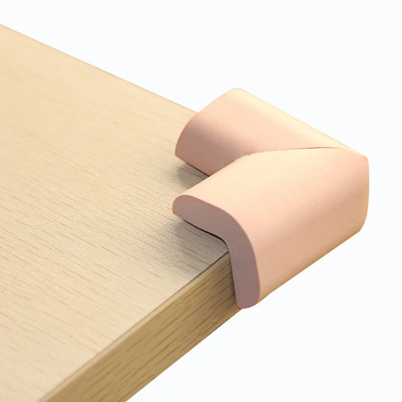 Protection de coin de table